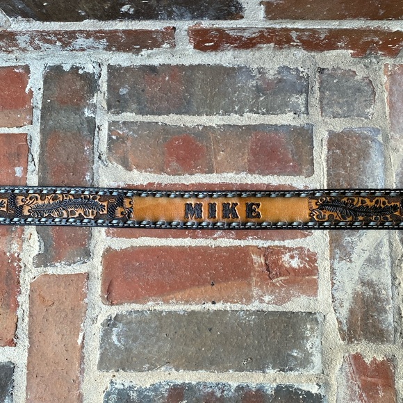 Tooled leather belt with acorns & leaves design and “MIKE” on back - Picture 2 of 12